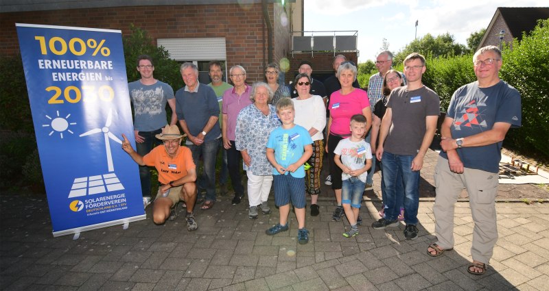 Unsere Infostellen begeistern vor Ort. Im Programm: politische Arbeit, Vorträge, Stammtische und Beratung